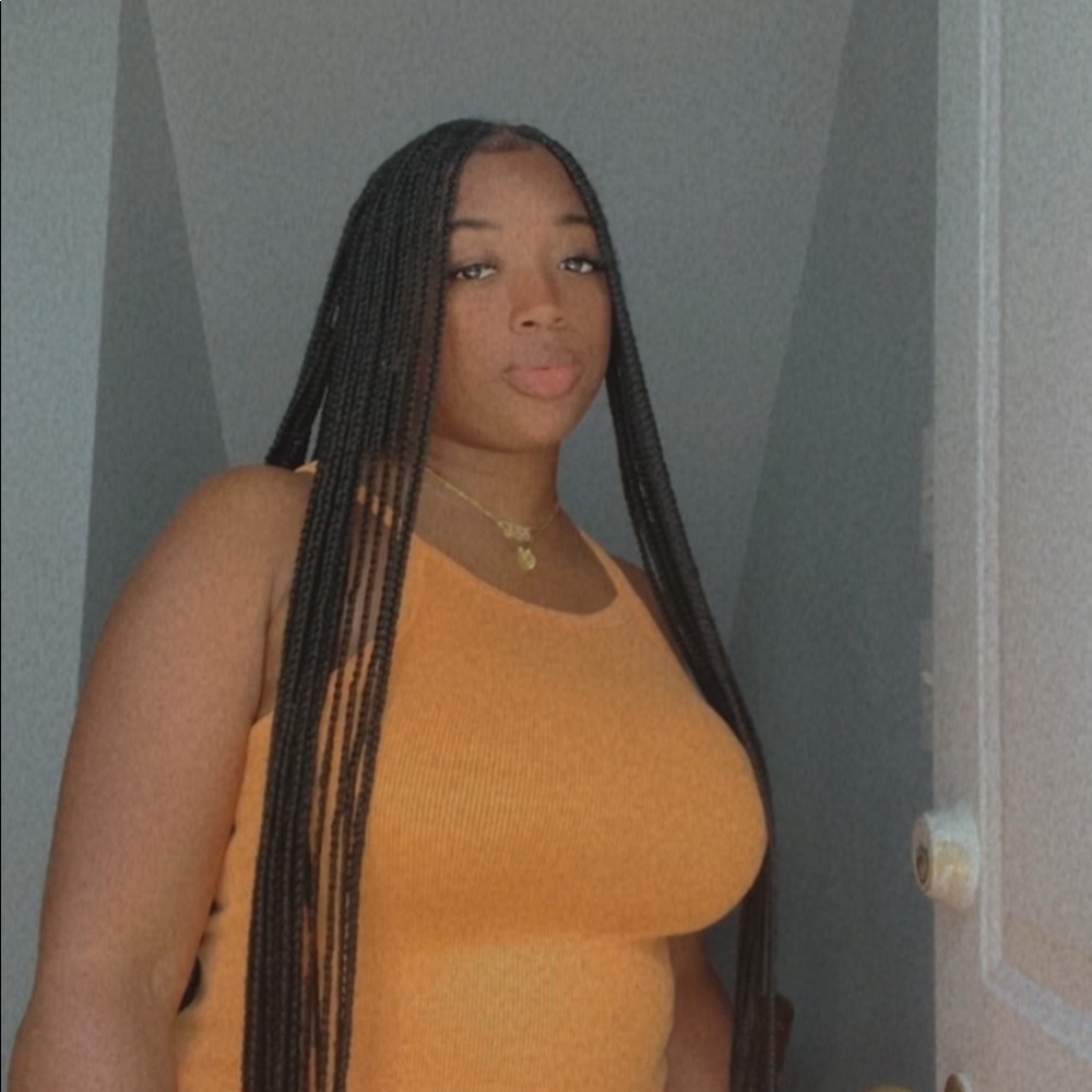 Meet your Posher, Kiara
